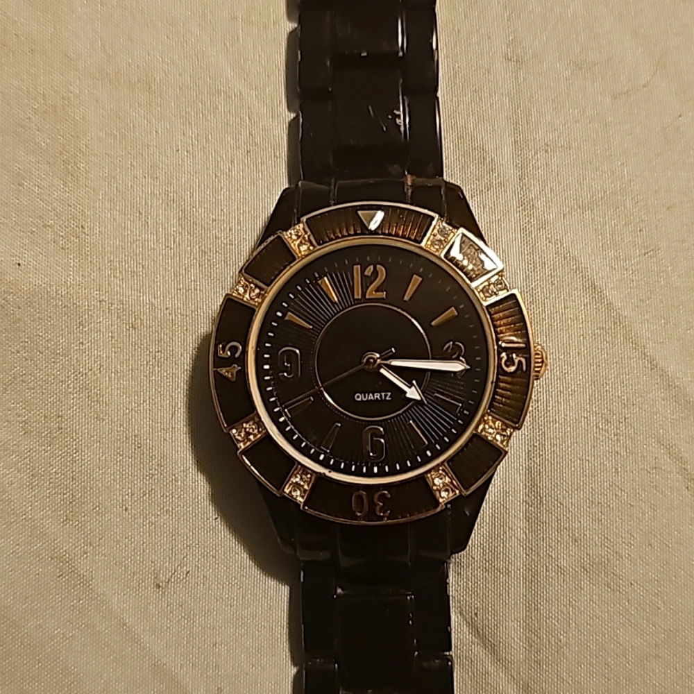 BWC Black Ladies Watch, Metal Band, Quartz, Stainless Steel Backing, Gol…